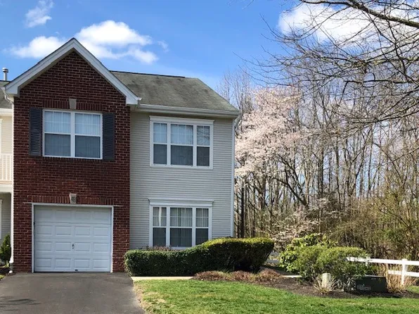 89 Wood Duck Ct, Freehold, NJ 07728