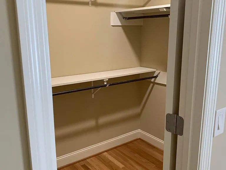 2905 Burch Ave #1 — Photo 35