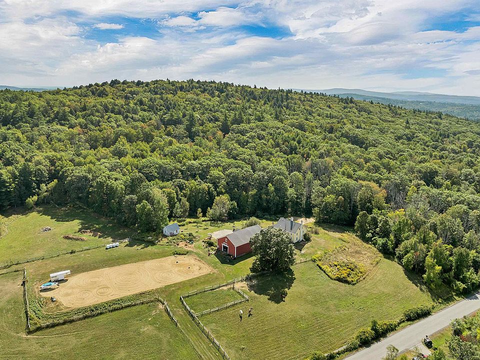 28 Sanderson Drive, Pittsfield, NH 03263 | Zillow