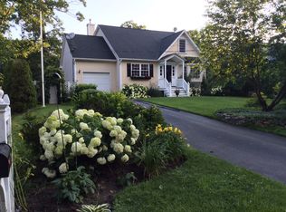 73 Rugby Drive W., Shirley, NY 11967