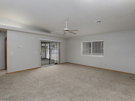 5th image of 820 Thunderbolt Ave