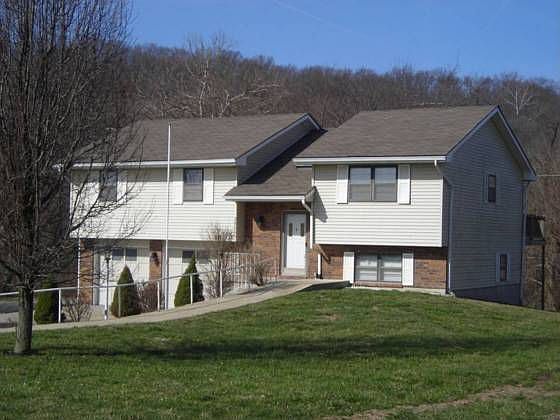 1st image of 2800 S 22nd St