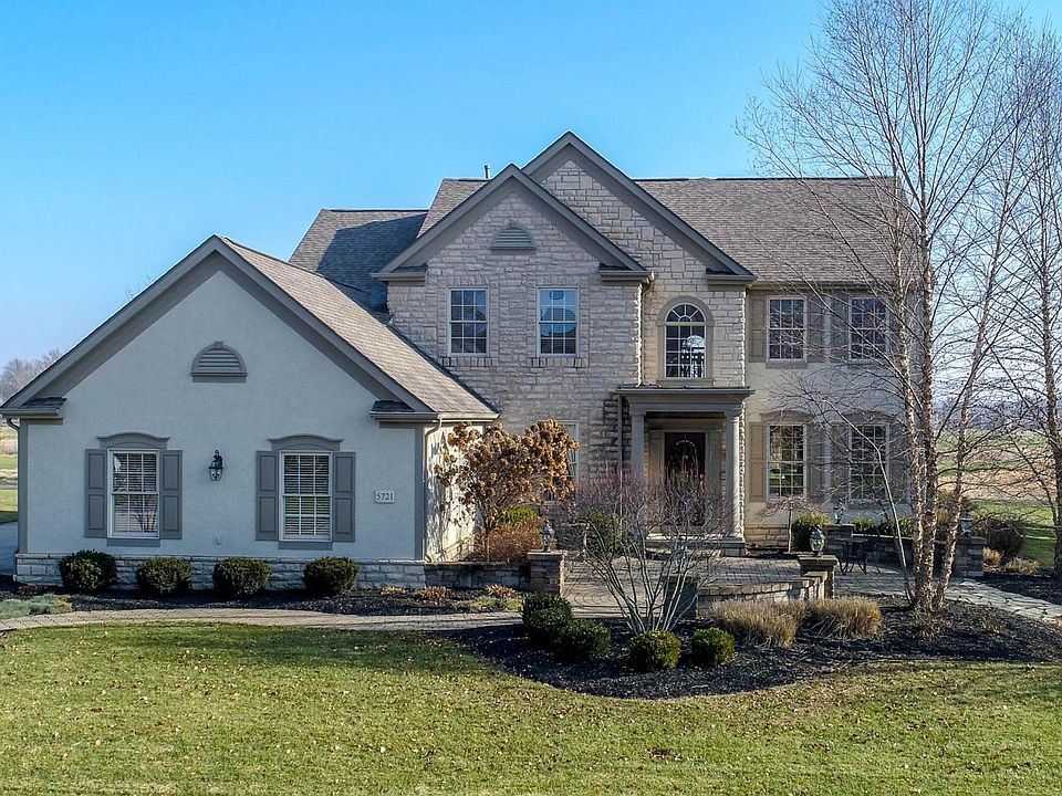 1st image of 5721 Medallion Dr W