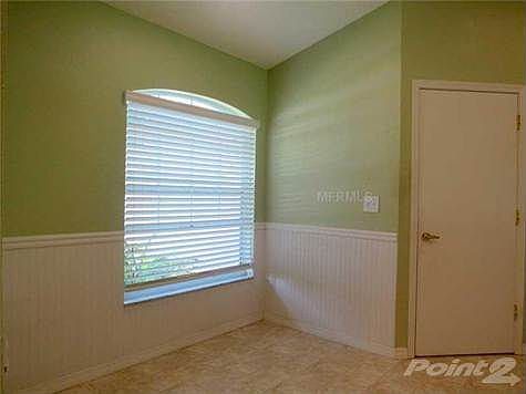 3rd image of 726 Terranova Ave