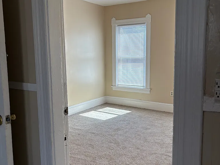 32-34 Dix St #2 — Photo 12