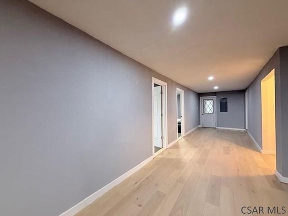 3rd image of 148 Fender Ln
