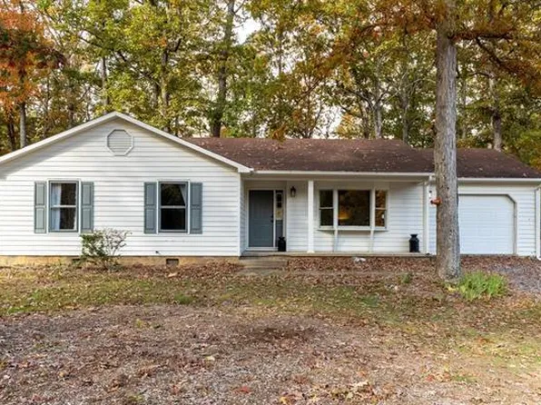 39 Falling Rock Dr, Stuarts Draft, VA 24477