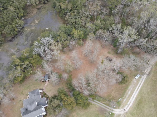 6533 Riggs Ln, Hollywood, SC 29449