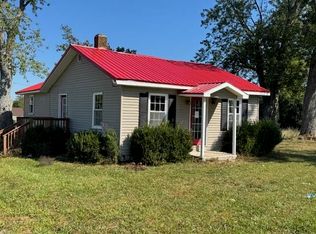 422 New Grove Rd, Smiths Grove, KY 42171