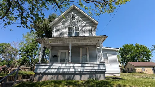 1511 2nd St NE Photo 1