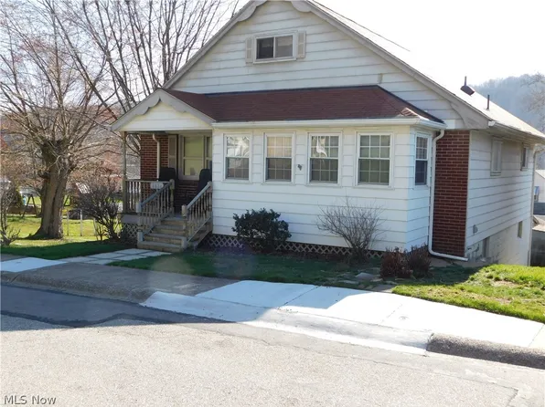 4134 Brooke St, Weirton, WV 26062