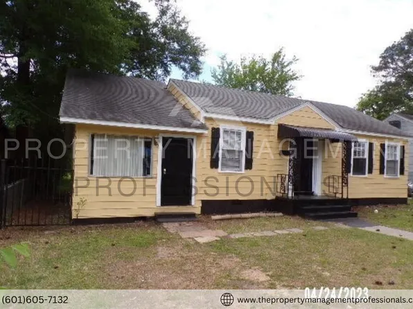 1925 Wingfield Cir, Jackson, MS 39209