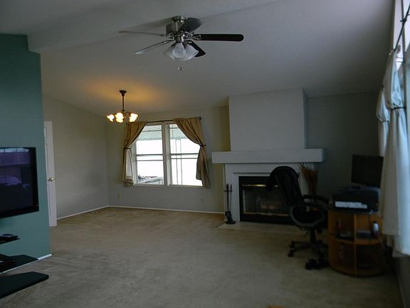 5th image of 1225 Vienna Dr Spc 16