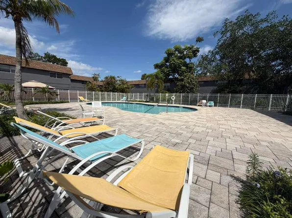 4869 NW 9th Drive #4869, Plantation, FL 33317