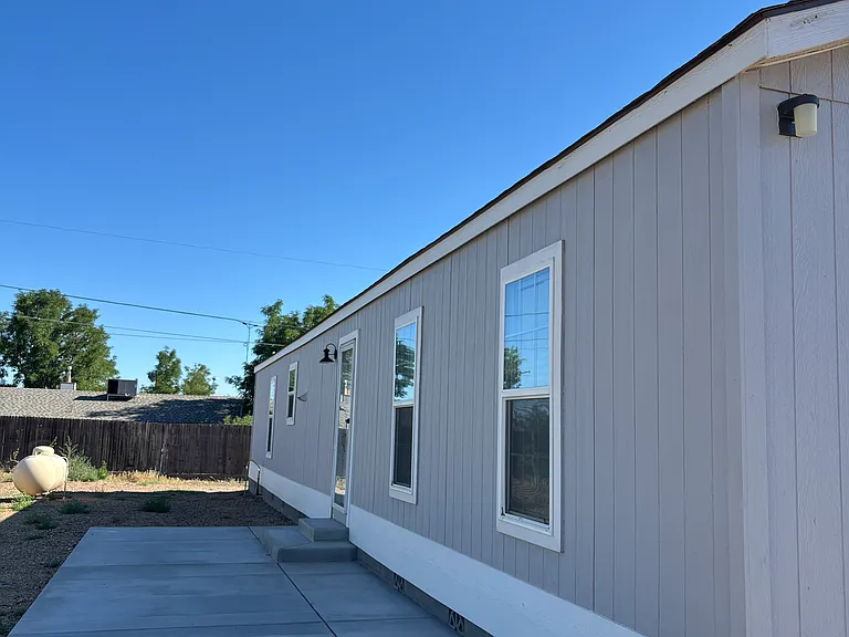 365 W Rio Trl — Photo 3