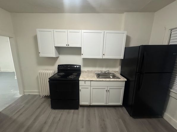 715 Moosic St APT 5