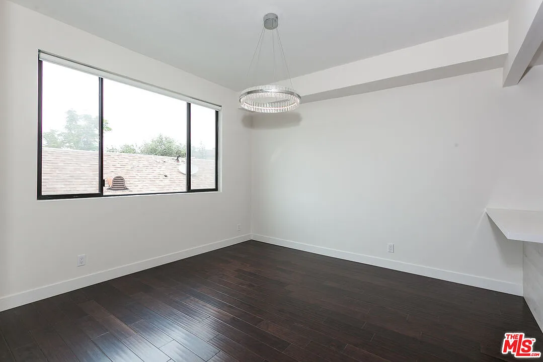 2 bed, 2.5 bath, 1800 sqft, $6,500 — Photo 4