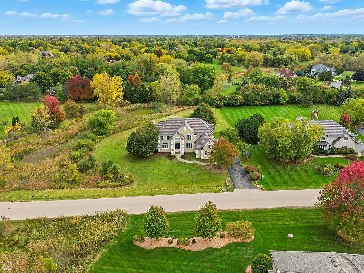 1763 Country Club Dr photo 1