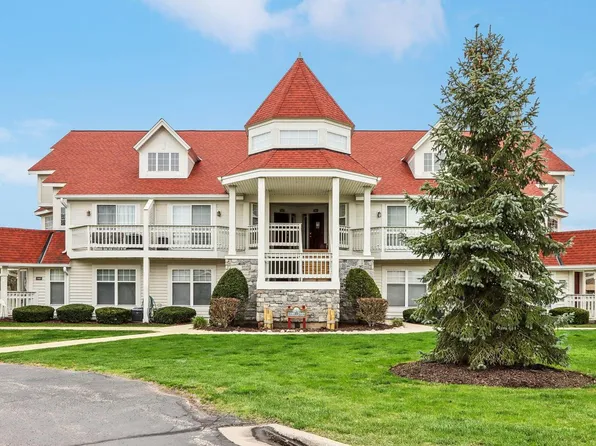 2168 Landings LANE, Delavan, WI 53115