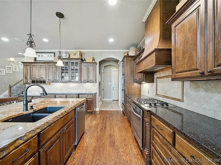 11285 S 73rd Pl E — Photo 19