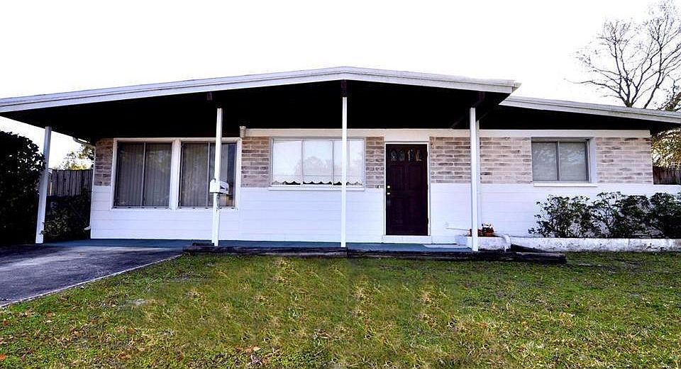 1st image of 5645 Hobson St NE