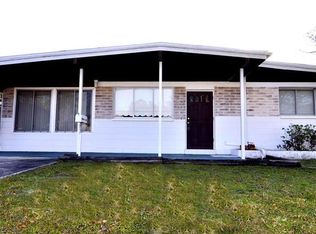 5645 Hobson St NE, Saint Petersburg, FL 33703