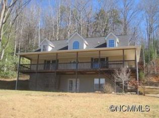 67 Redbud Ln, Waynesville, NC 28786