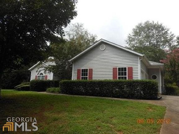 Front house - partial - garage
