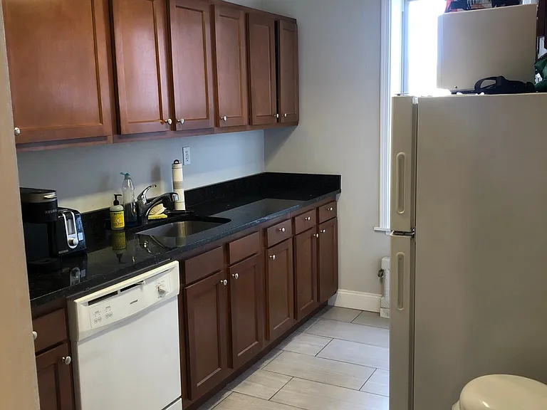 10 Farrington Ave #2 — Photo 5