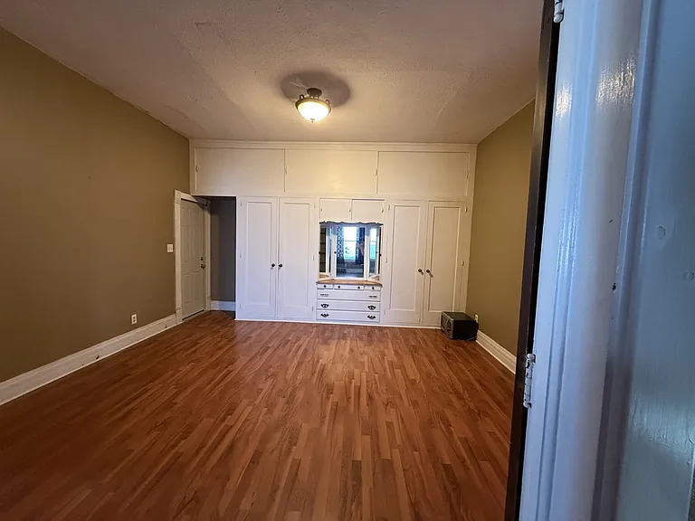 403 & 405 N 4th St #403 — Photo 4