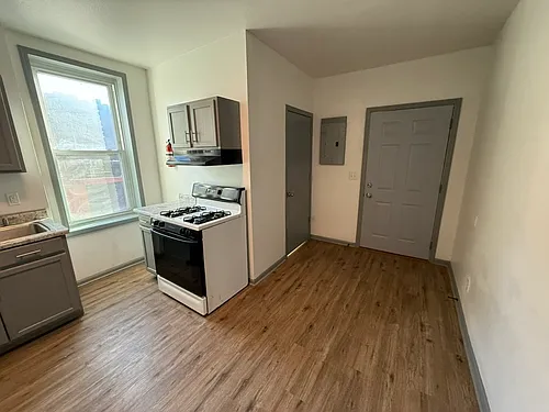 1501 Central Ave Photo 1