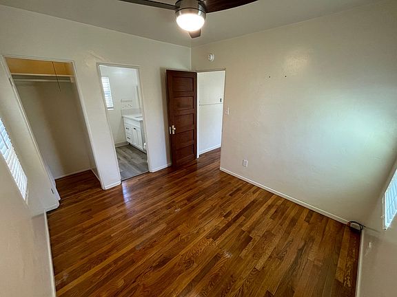 4th image of 2515 Congress St #0