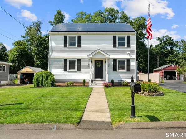 28 Macarthur Road, North Haven, CT 06473