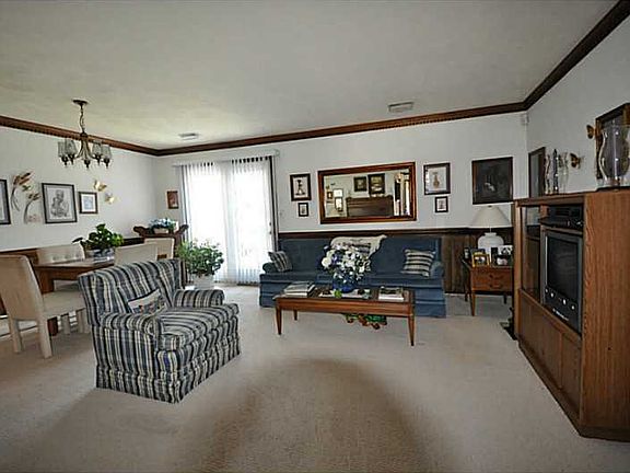 2nd image of 1205 Mill Lake Quarter
