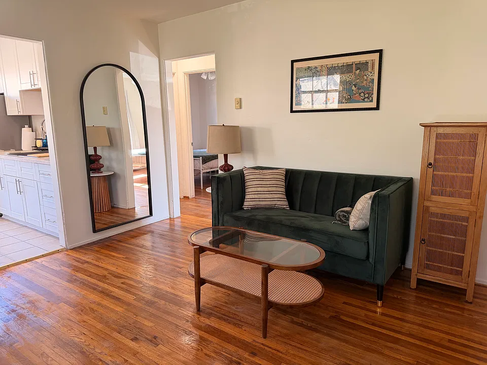 4517 35th Pl #4519