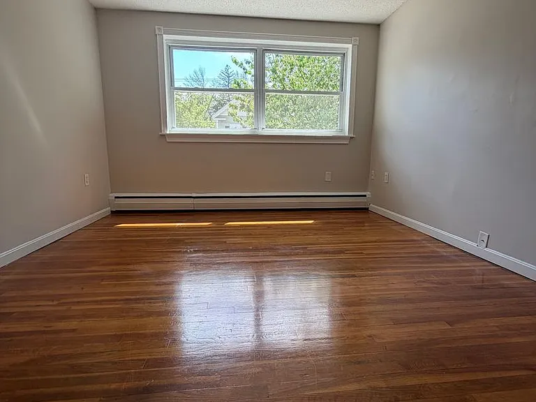 206 Stackpole Street — Photo 13