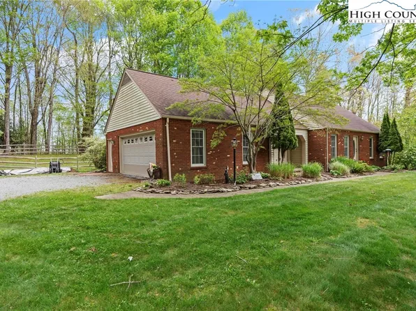 185 Green Field Lane, Boone, NC 28607