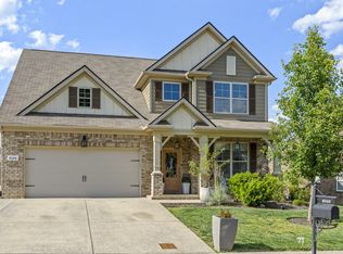 8048 Forest Hills Dr, Spring Hill, TN 37174
