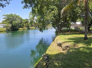 19040 Bel Aire Dr, Cutler Bay, FL 33157
