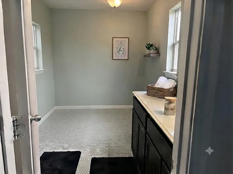 12910 Almeda Crossing Ct — Photo 4