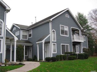 802 Birchwood Park Dr, Middle Island, NY 11953