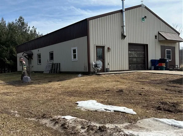 1120 9th Avenue, Hillsdale, WI 54733