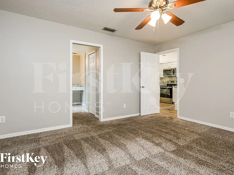 1254 Kenworth Dr — Photo 10