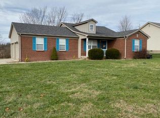 1050 Kingsway Dr, Lawrenceburg, KY 40342