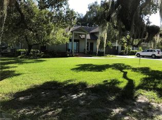1314 Shadow Ln, Fort Myers, FL 33901
