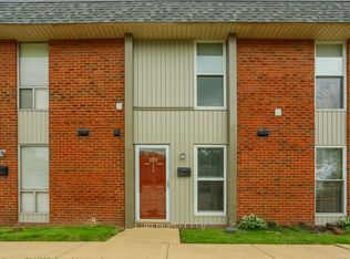 404 College Park Dr, Coraopolis, PA
