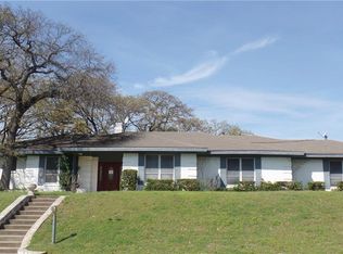 1402 Cliffwood Rd, Euless, TX 76040