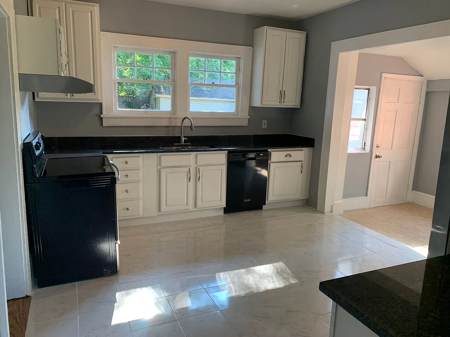 Charming 5-Bedroom Home Near Camp North End! — Photo 3