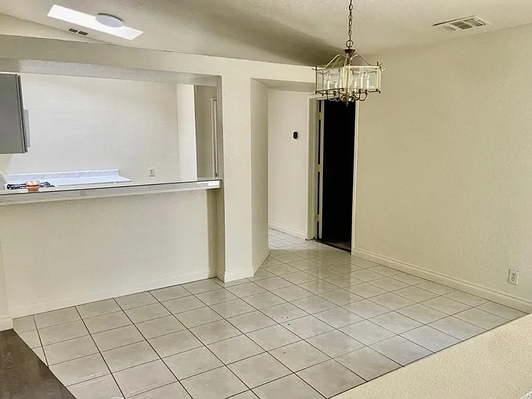 31101 Avenida El Pueblo — Photo 8