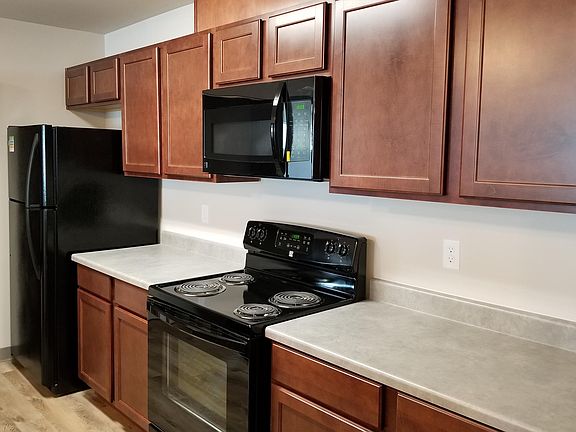 2nd image of 300 E 9th Ave